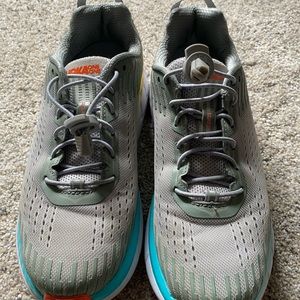 Hoka one